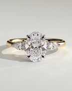 Oval Diamond Engagement Ring in 18K Yellow Gold