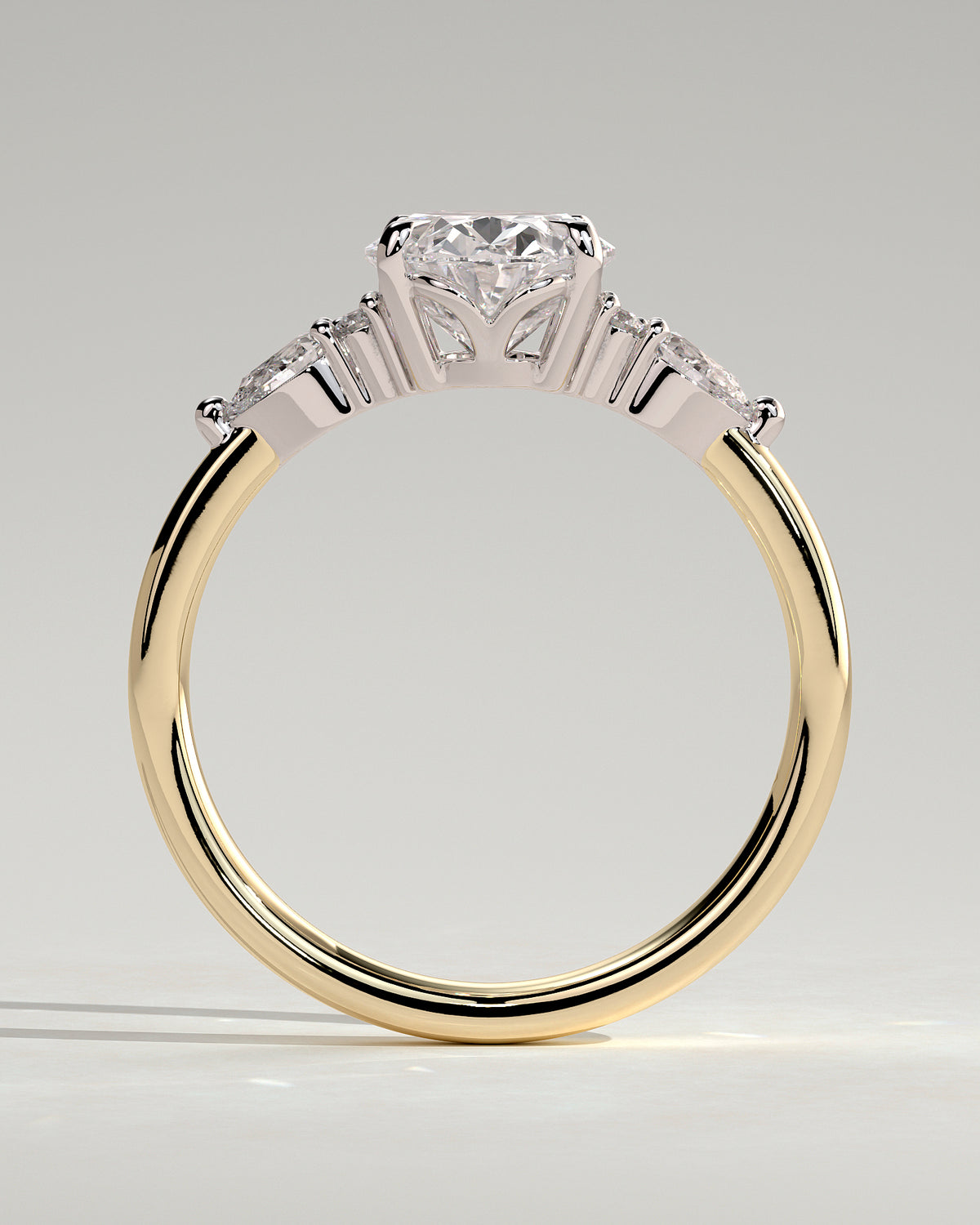 Oval Diamond Engagement Ring in 18K Yellow Gold