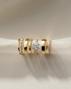Oval Diamond Engagement Ring in 18K Yellow Gold