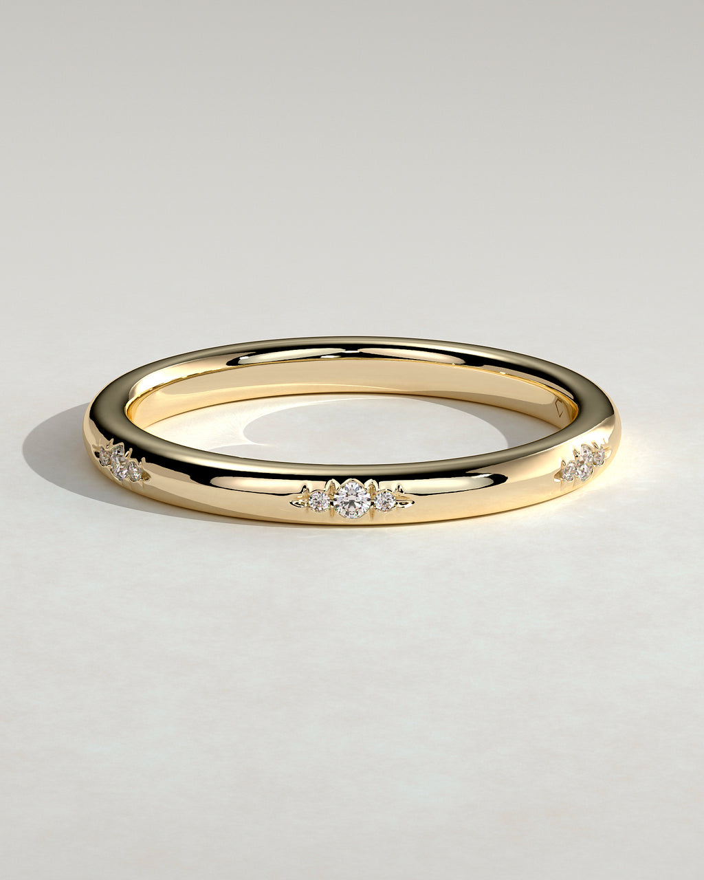 Clustered Hammer Set Moissanite Wedding Band – 18K Yellow, White & Rose Gold