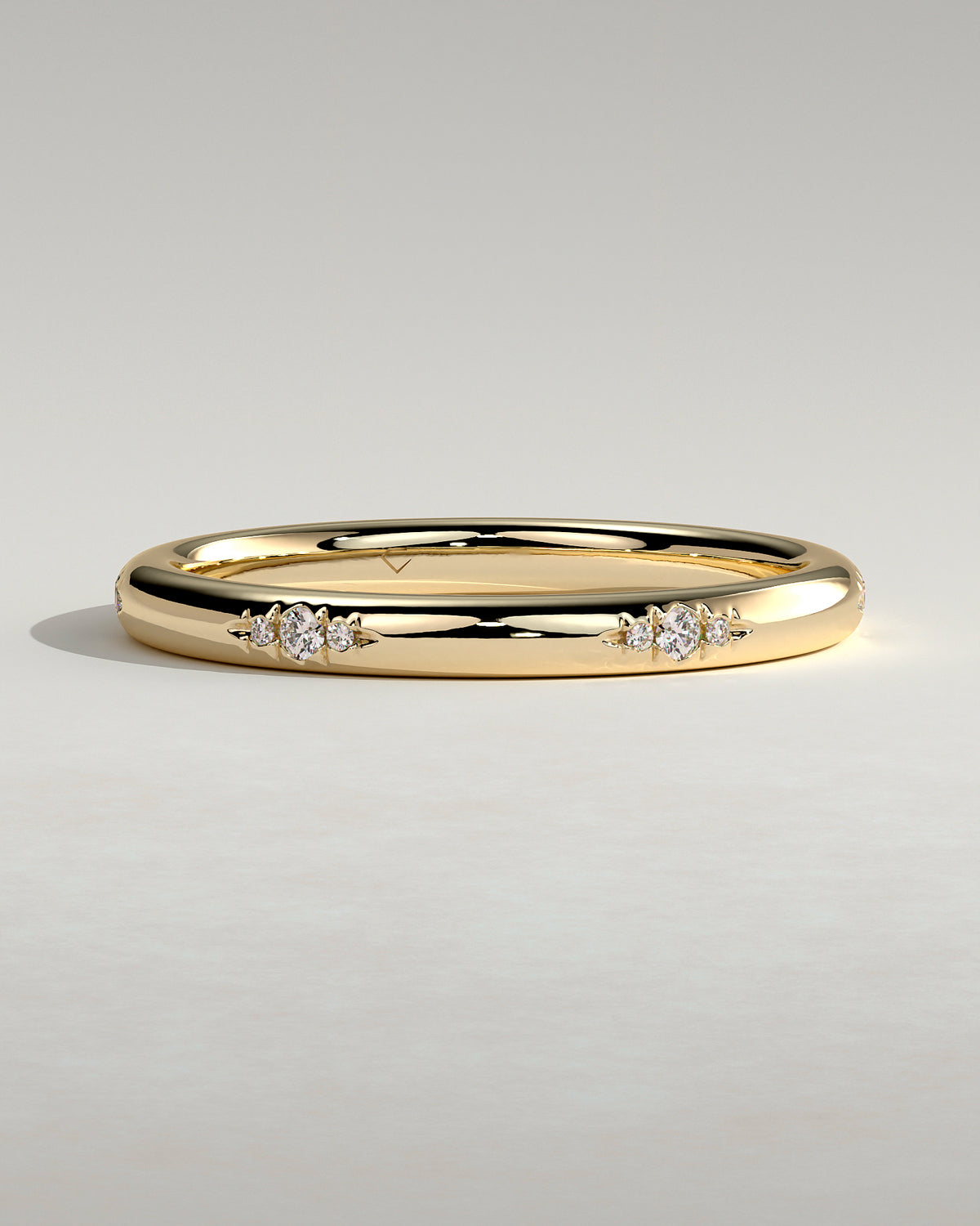 Clustered Hammer Set Moissanite Wedding Band – 18K Yellow, White & Rose Gold
